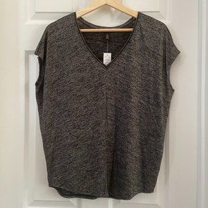 White House Black Market Jetsetter T